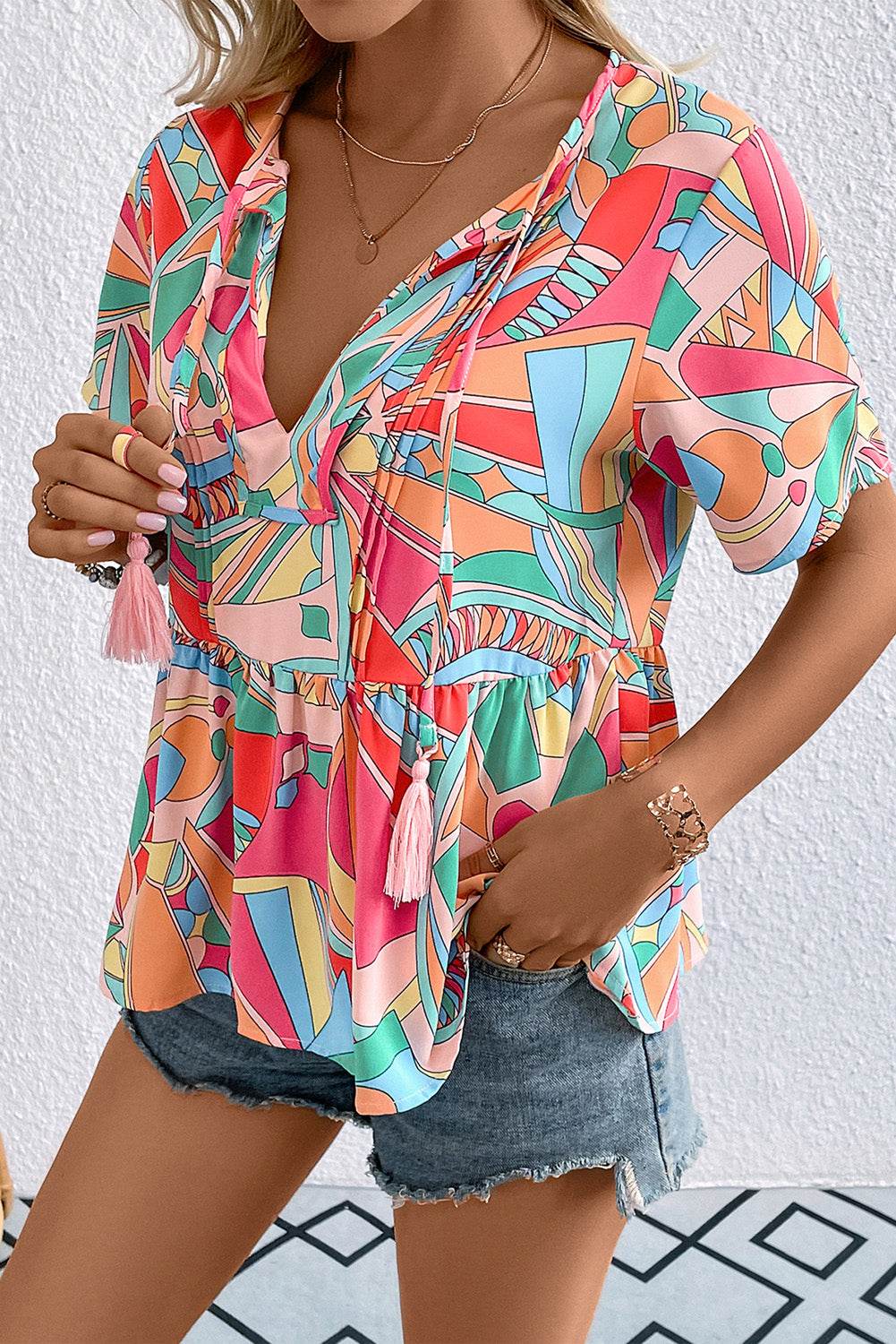 Printed Tie Neck Short Sleeve Blouse Trendsi 0016e9514d834222b20c73586c1bd80a-Max