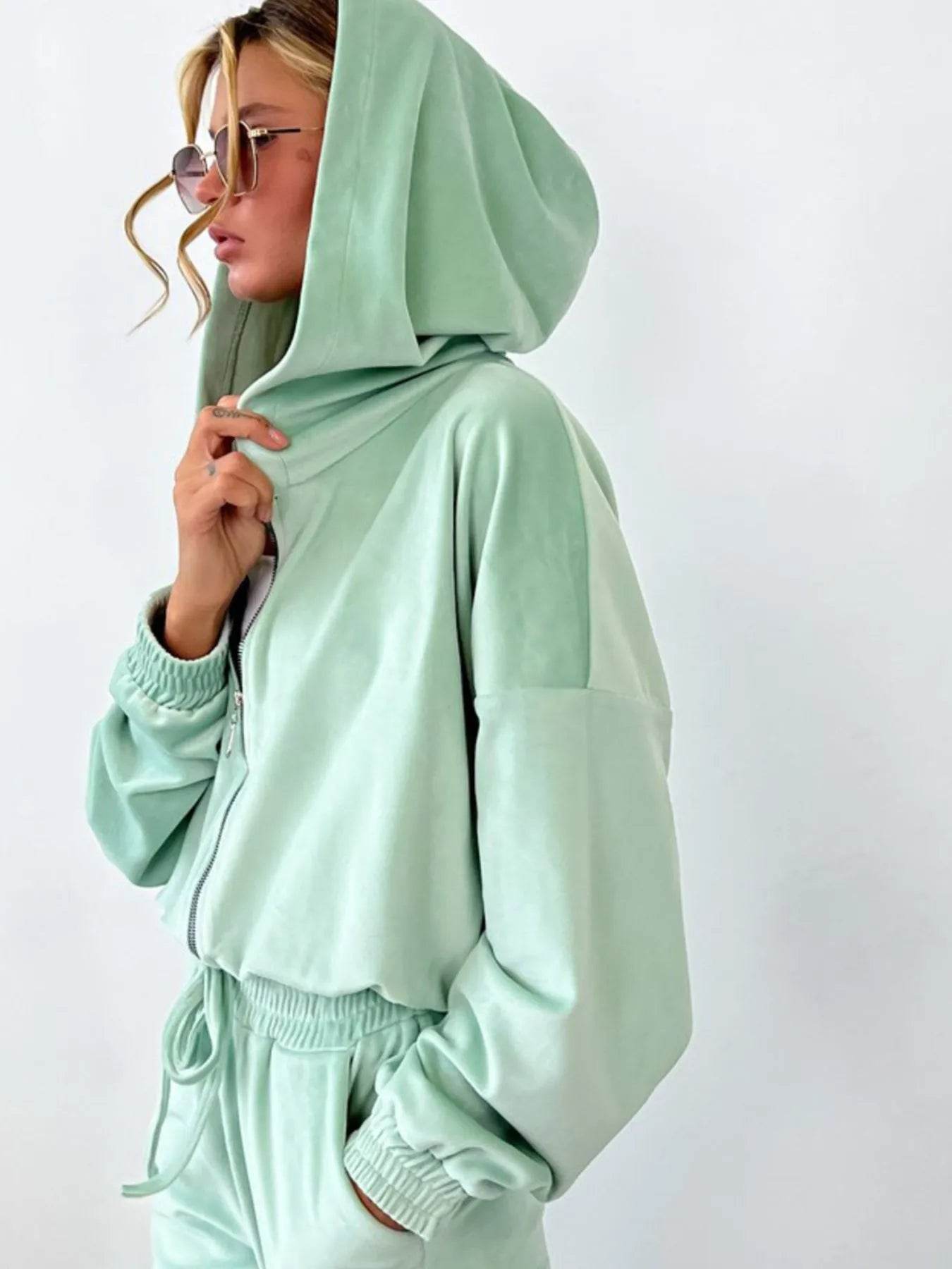 Zip Up Long Sleeve Top and Pants Set Trendsi 01661062-2ef2-4a6d-996f-13d3e1418998-Max-Origin
