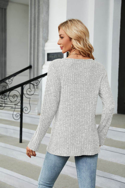 Buttoned Long Sleeve Slit Top Trendsi 02b1a6cda61540bfb1ab69b7ba24315d-Max
