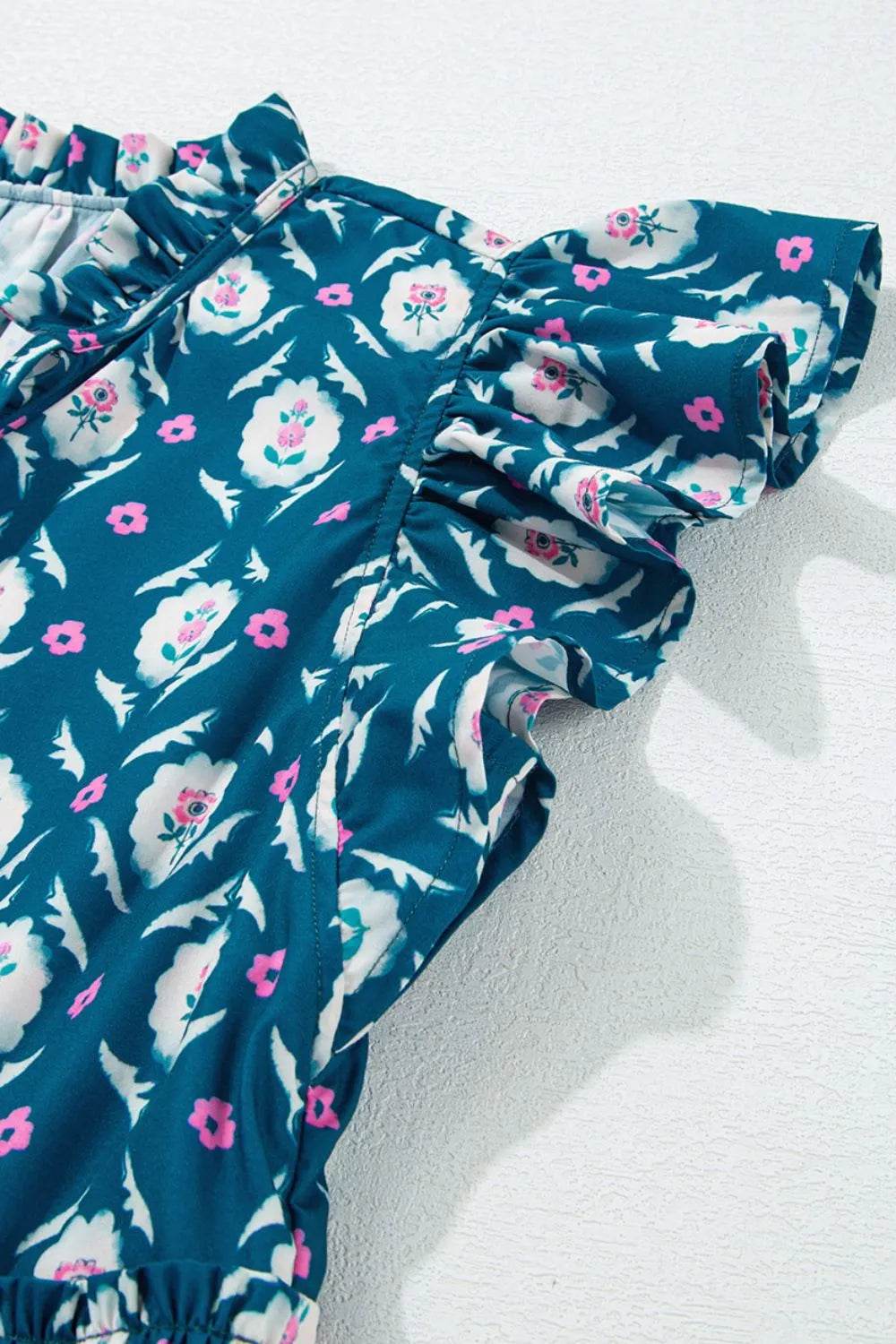 Printed Tie Neck Ruffled Cap Sleeve Dress Trendsi 03bd1f60-f27f-4296-b8e0-ec2dd577b941-Max-Origin