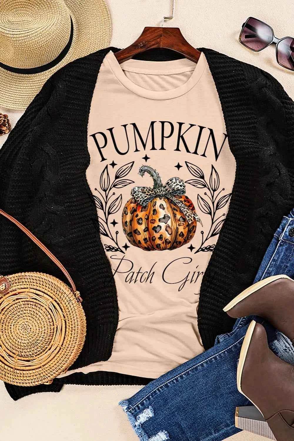 Pumpkin Graphic Round Neck Short Sleeve T-Shirt Trendsi 03c21a7d-c77a-4586-a13f-2b16ad12de0c-Max
