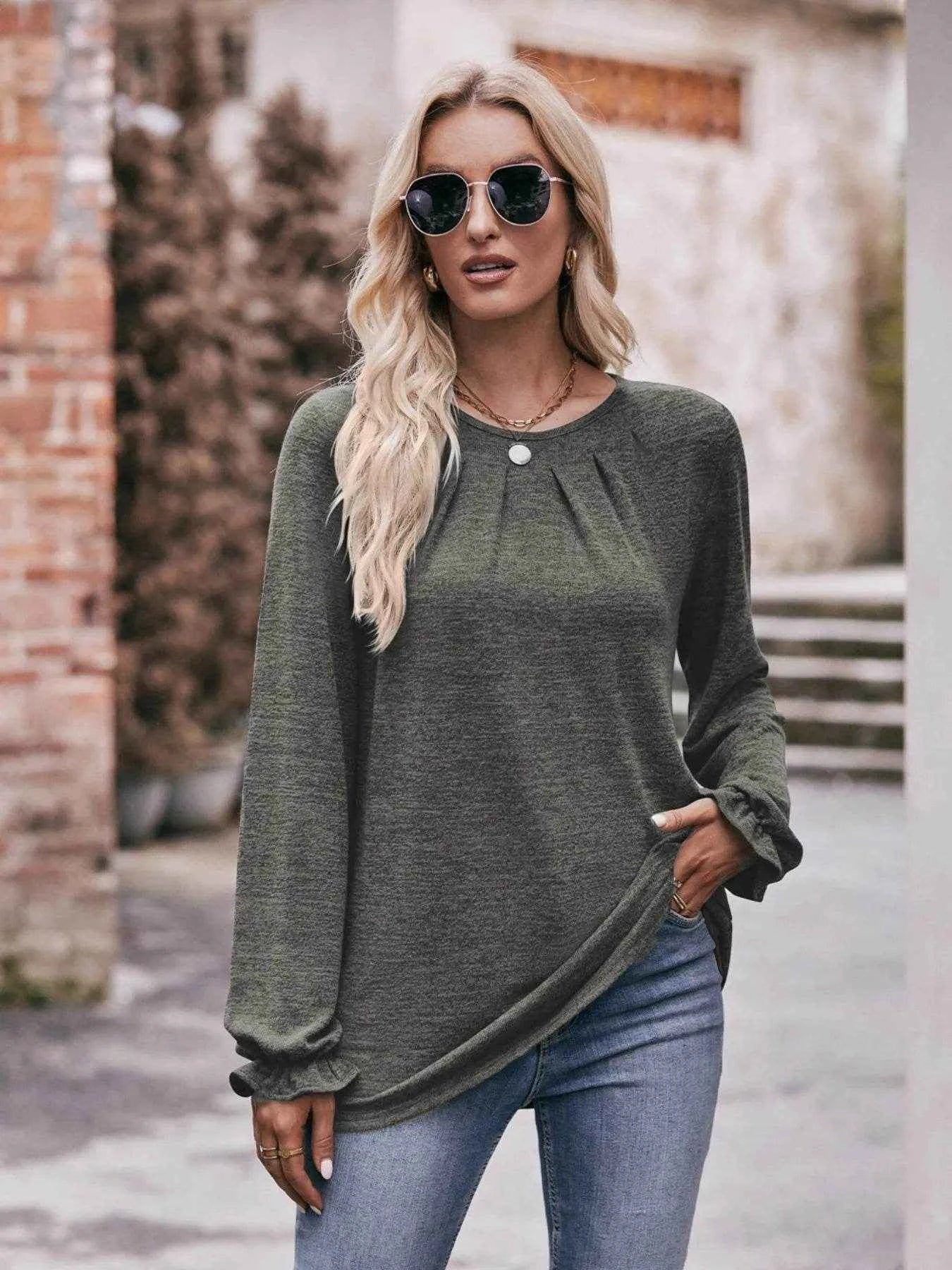 Round Neck Long Sleeve Casual T-Shirt Trendsi 03d74d09-4b2e-46b5-85da-c28c40e74eab-Max-Origin