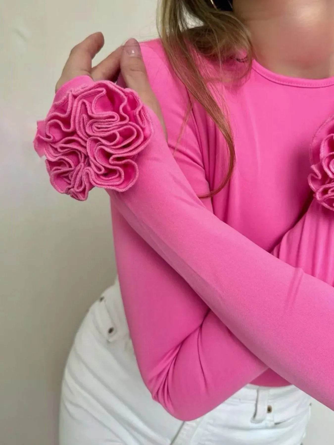 Flower Round Neck Long Sleeve T-Shirt Trendsi 044a1113-68de-4653-8fd4-55e6bafe37e0-Max-Origin