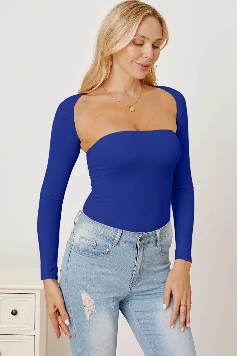 Cutout Raglan Sleeve Bolero and Tube Top Trendsi 054ca338-0353-44ab-8c92-4ac47ee416dc-Max