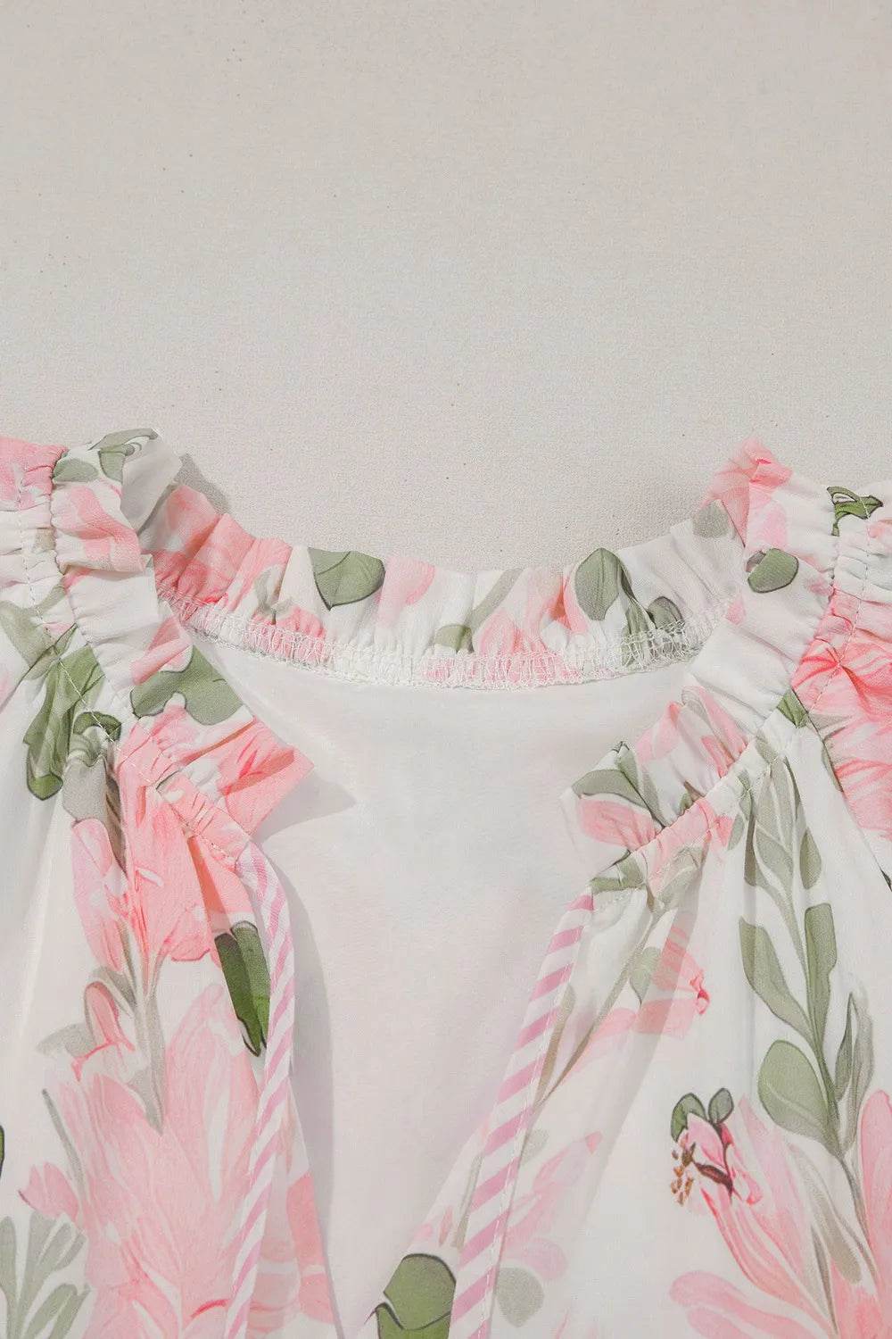 Floral Contrast Edge Layered Short Sleeve Mini Dress Trendsi 0565c74b-298b-420c-8a0b-60b8c20d6d00-Max-Origin
