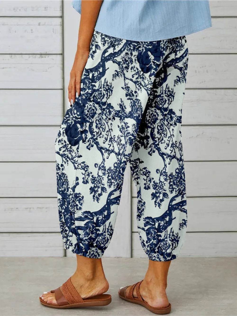Printed Tied Cropped Pants Trendsi 0579f68306a74819837e82c745cb27c8-Max