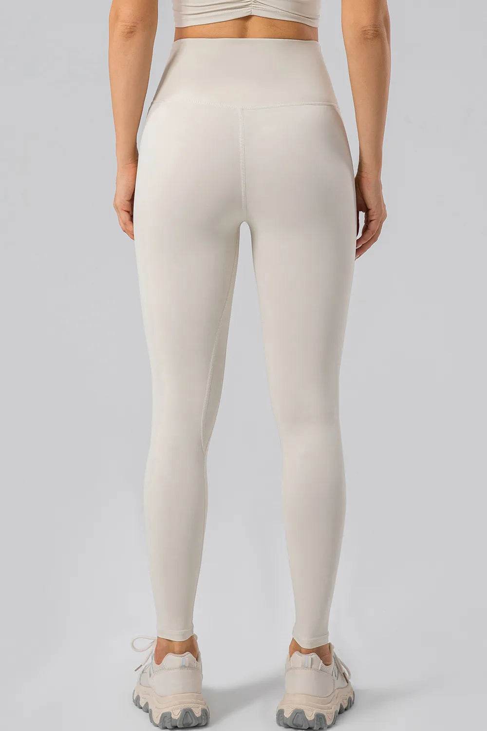 High Waist Wide Waistband Active Leggings Trendsi 05f7a606-e25e-4ce8-b216-486b35b8c973-Max