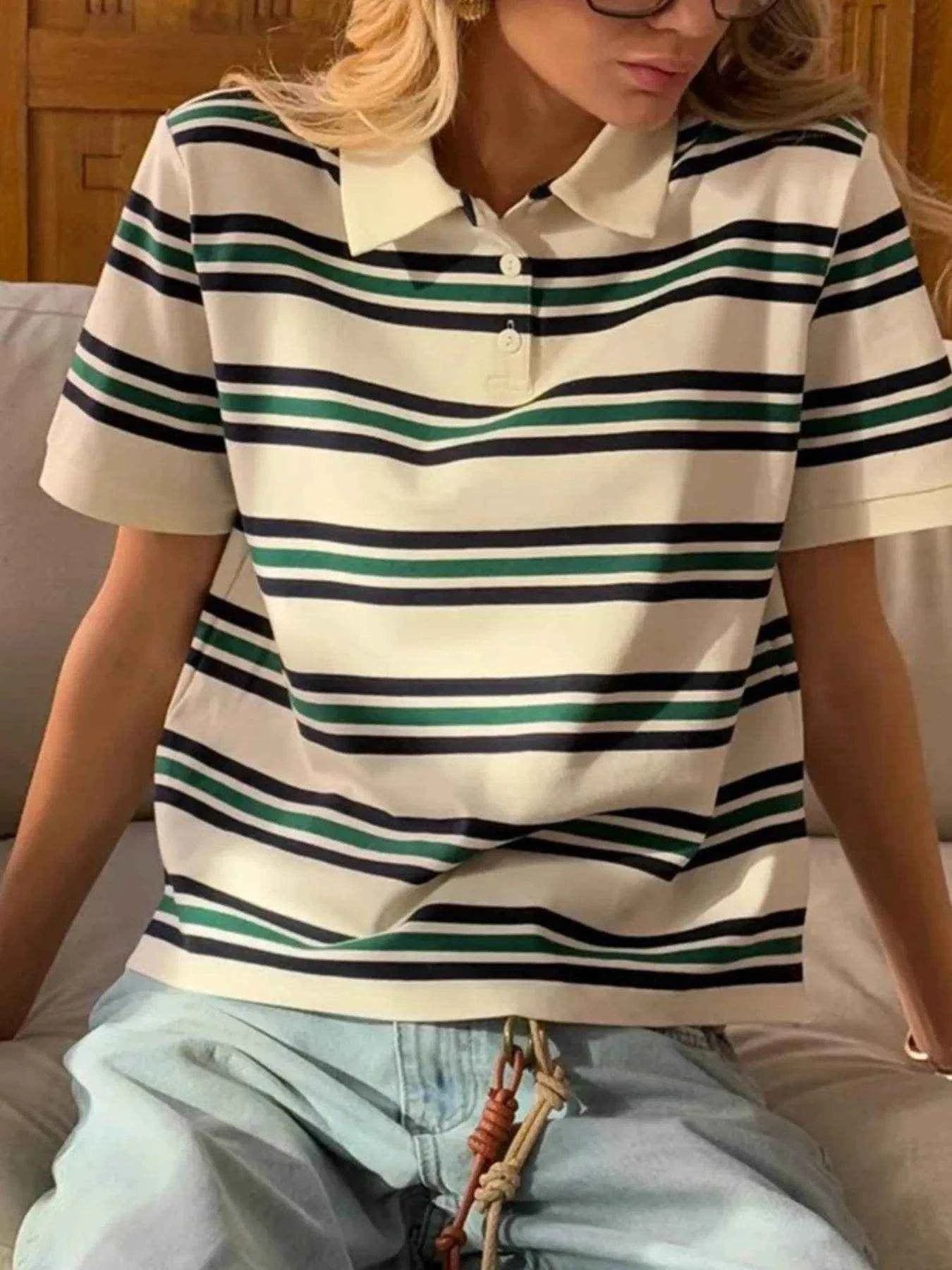 Striped Polo T-Shirt with Contrast Collar Trendsi 07797ae2-77a6-494c-91e7-9540a74d8127-Max-Origin