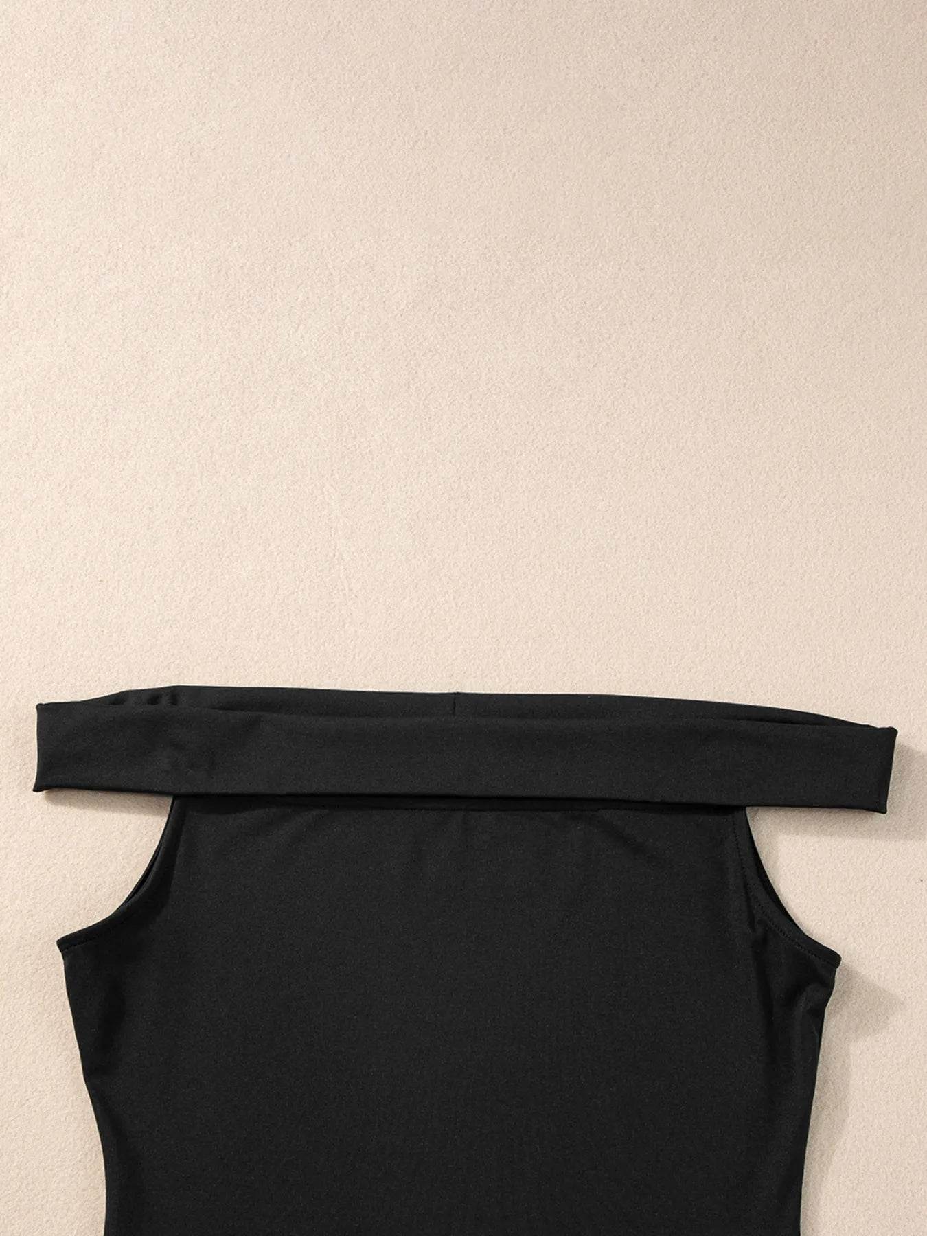Folded Off Shoulder Slim Top Trendsi 078dc6e43f644bbdae53d65eb53b3129-Max-Origin