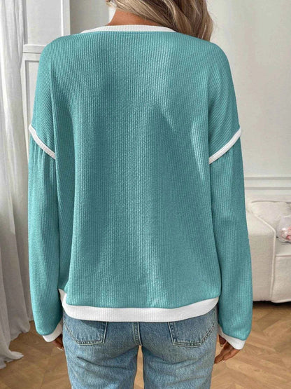 Ribbed Contrast Trim Long Sleeve Top Trendsi 0893767f-5733-43f5-a663-cba06e4df677-Max-Origin