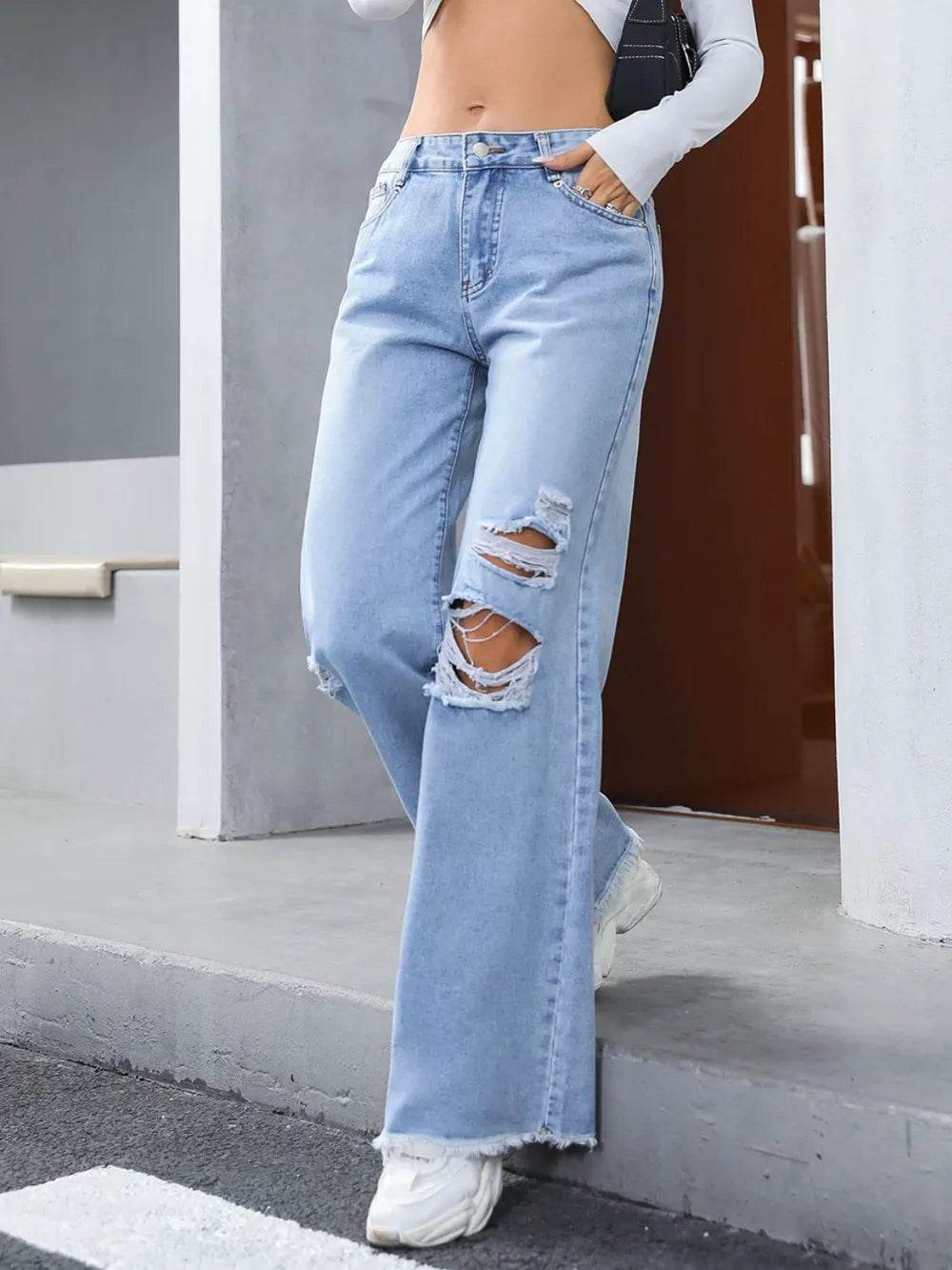 Distressed Raw Hem Wide Leg Jeans Trendsi 08d2ff0d-eb39-4c39-ad1f-cd36597ded6e-Max