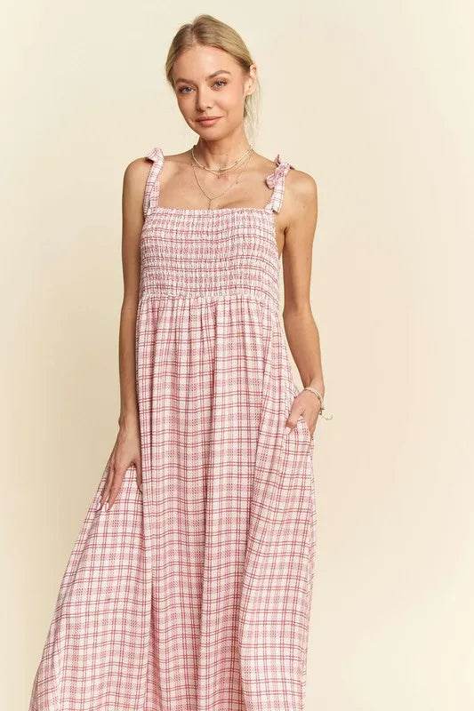Davi & Dani Smocked Sleeveless Maxi Cami Dress Trendsi 0b981fbf0ed64417a39d733d40740fde-Max-Origin
