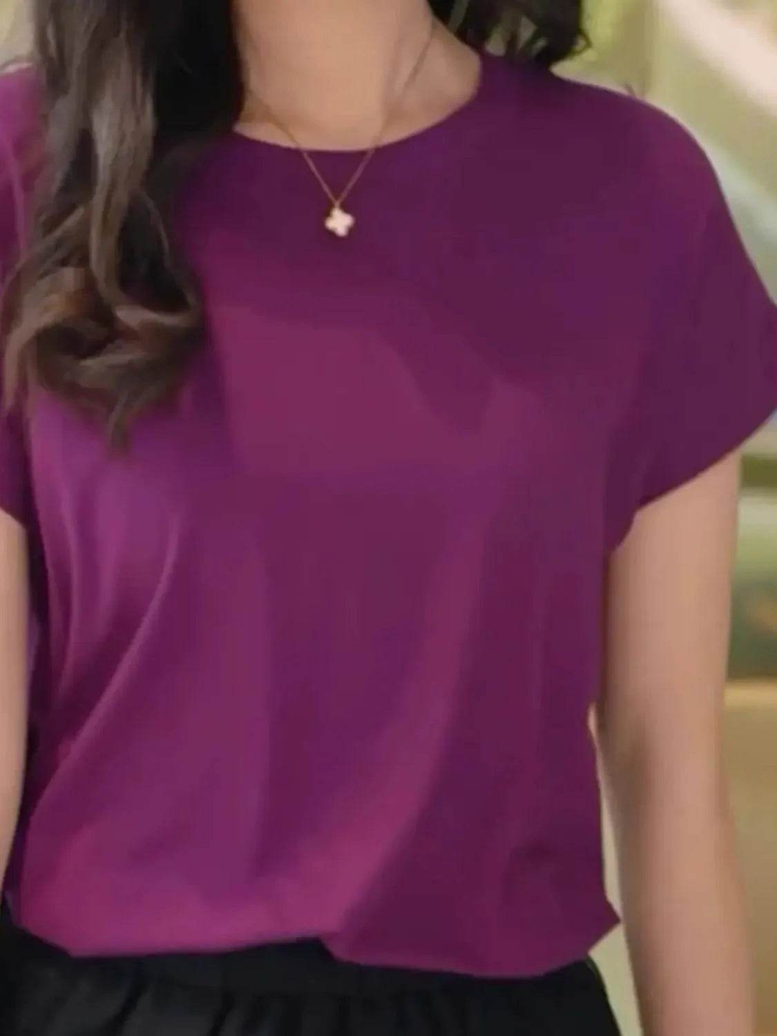 Round Neck Short Sleeve T-Shirt Trendsi 0f4654da-5dc2-4d9e-9562-37958102fcdd-Max-Origin