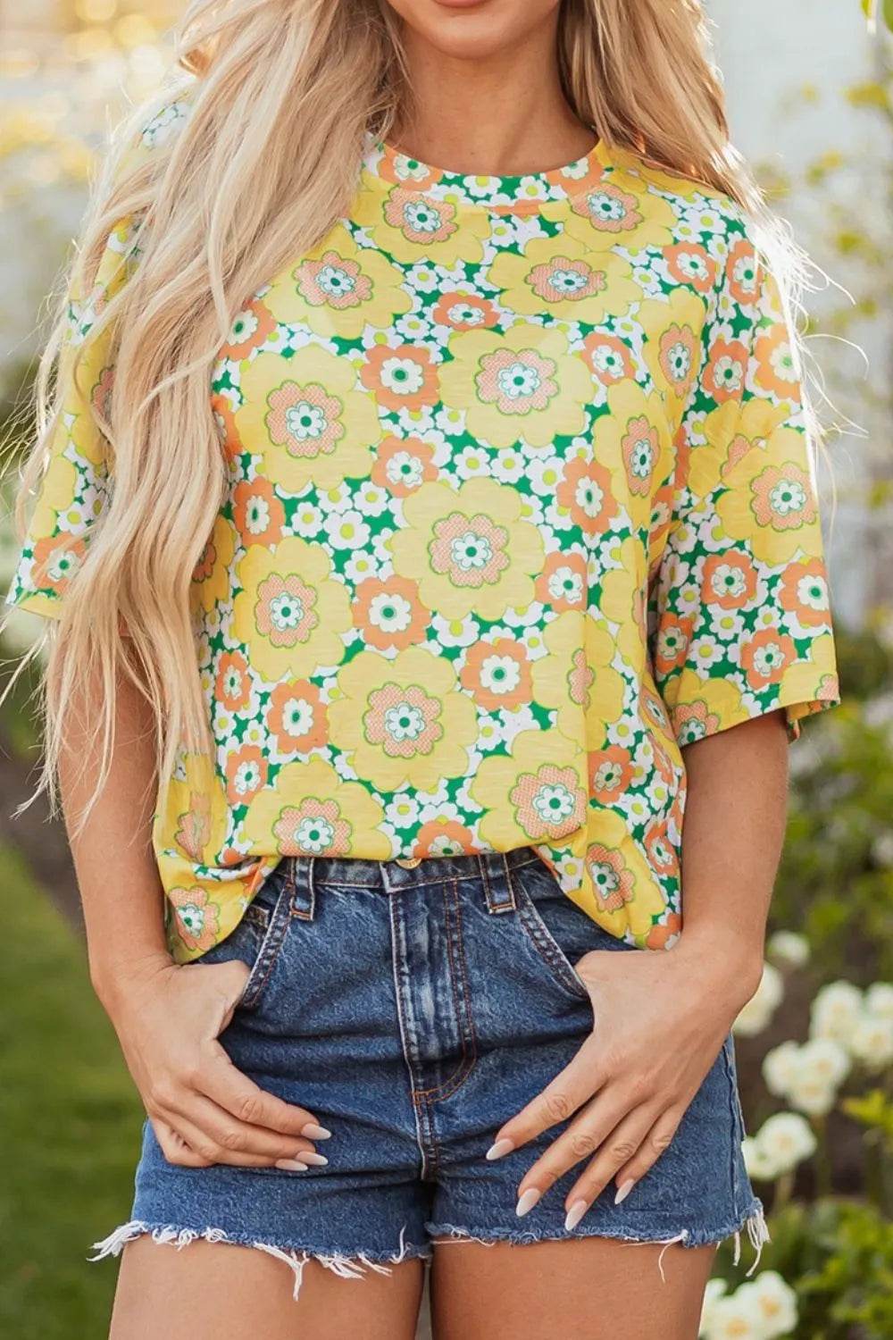 Floral Print Round Neck Oversized T-Shirt Trendsi 0f7c41ff-bade-45bf-9122-01f123b5f157-Max-Origin