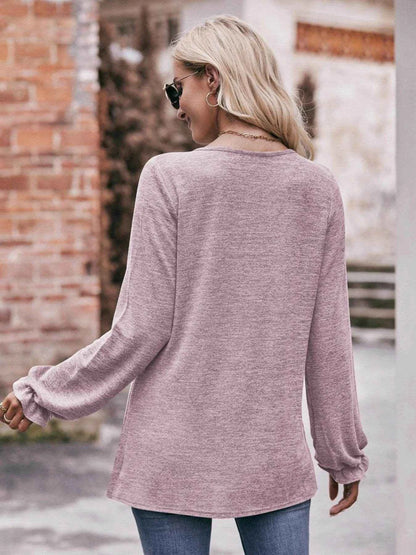 Round Neck Long Sleeve Casual T-Shirt Trendsi 0fa2d370-b6f2-4412-9f2e-8d08ad483ec6-Max-Origin