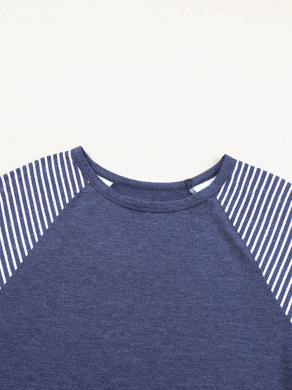 Contrast Print Striped Raglan Long Sleeve Loose Top Trendsi 13676d6793dc486d9eb1017b381d0e0d-Max-Origin