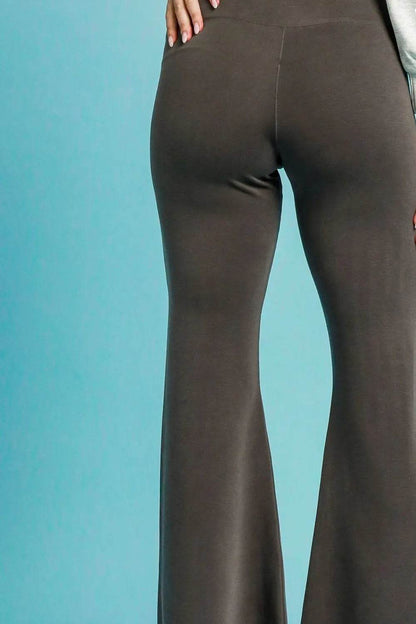 Umgee High-Waisted Flare Leggings Trendsi 13a6051c-4988-433d-9138-18ea683eb99f-Max-Origin