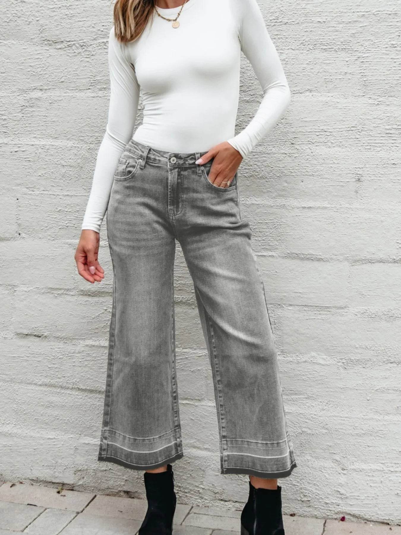 High Waist Wide Leg Washed Jeans Trendsi 13efabb7-a317-4958-b299-b45d89bc282b-Max-Origin