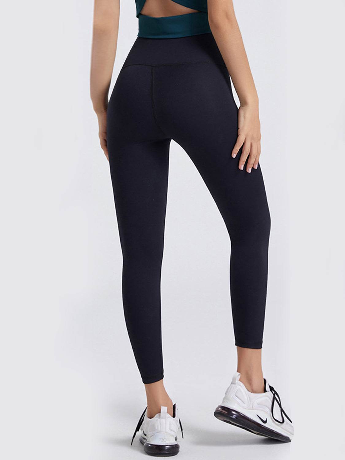 Wide Waistband Sports Leggings Trendsi 1400933f4bb2400e98baac06097b78f5-Max