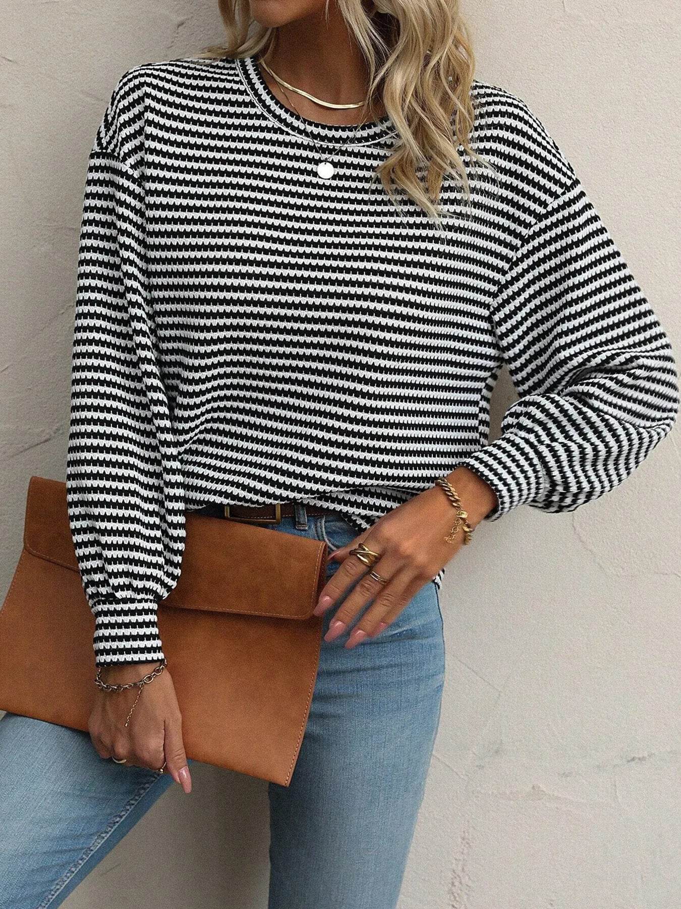 Striped Round Neck Lantern Sleeve Top Black Trendsi 1422fa39cb2e453d848c9103d5b69073-Max-Origin