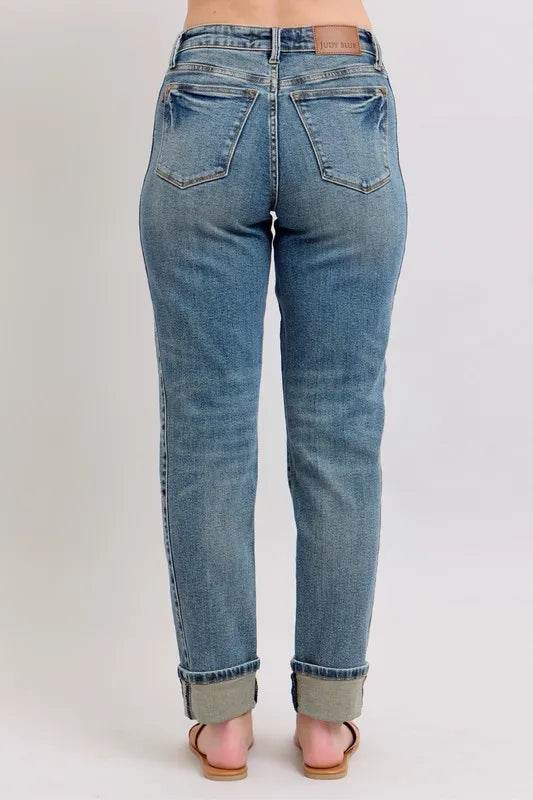 Judy Blue Full Size Mid Rise Vintage Wash Double Roll Cuff Boyfriend Jeans Plus Size Trendsi 14ee38da881943338d8b7d3d67174a13-Max-Origin