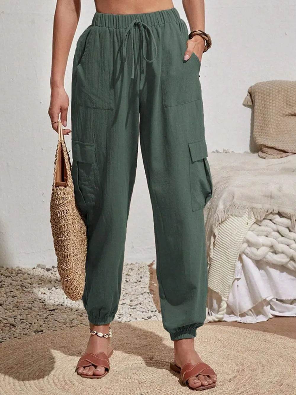 Drawstring Joggers with Cargo Pockets Dark Green Trendsi 154de838-6440-47dc-ad44-13d7ef7f1603-Max
