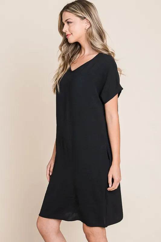 BOMBOM V-Neck Short Sleeve Dress with Pockets Trendsi 16ff50d1-3348-4d26-b9c1-edc56c1ed4f5-Max-Origin