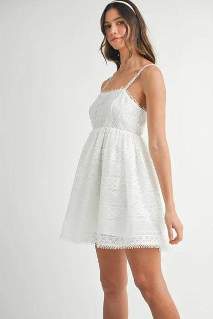 MABLE Eyelet Lace Babydoll Mini Cami Dress Trendsi 1832f59022df4e47b4f1a5ab36d51ddd-Max-Origin_4bd2de89-18c6-44f5-96e0-6519b86efd49