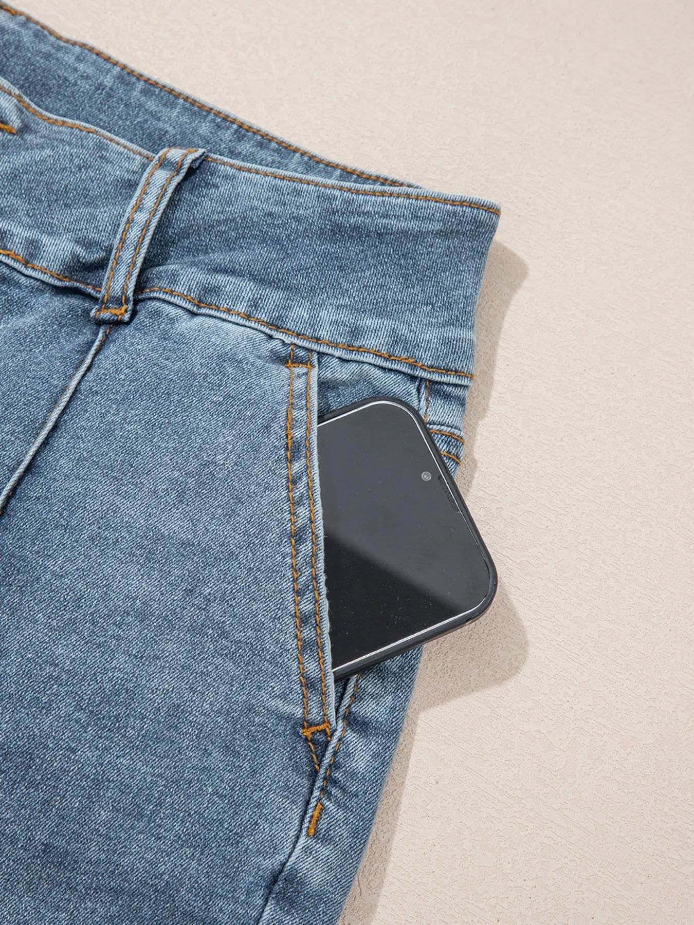 High-Waisted Flare Jeans with Seam Detail Trendsi 183c1a592d824fb6bc7943454d94684b-Max-Origin
