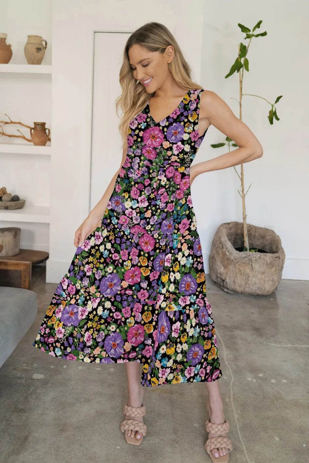 FAM-FAM Tiered Printed V-Neck Sleeveless Dress Floral Trendsi 18469df2-40c0-49ca-ad39-5de9946f0012-Max