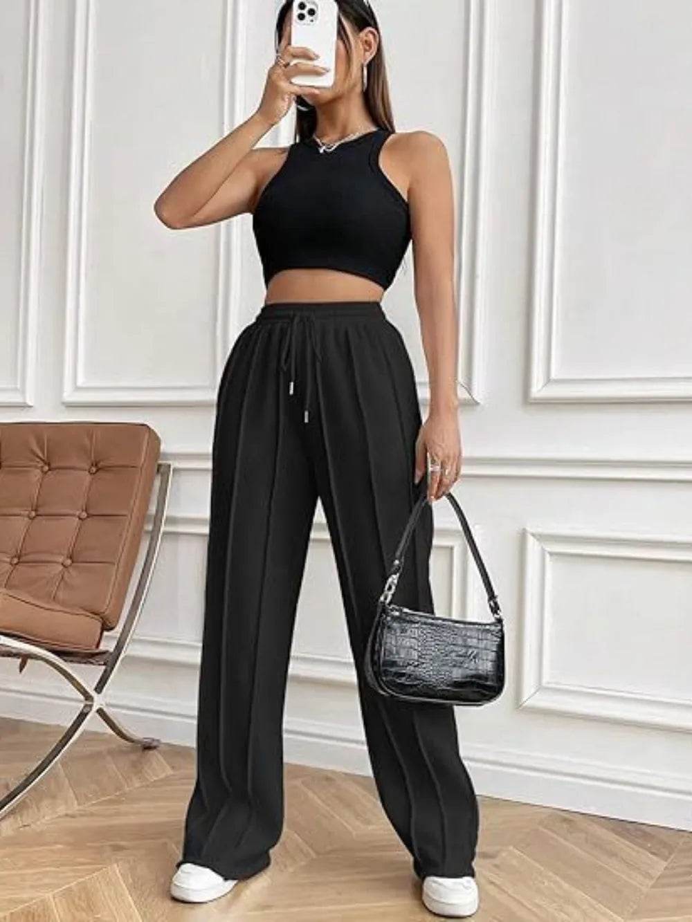 Drawstring Wide Leg Pants with Pockets Trendsi 1af18ad8-3f2c-4546-b2b6-eee160331d36-Max