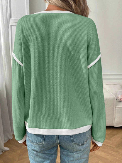 Ribbed Contrast Trim Long Sleeve Top Trendsi 1d10f6b6-a3f5-43eb-a4f9-8405d5c6d163-Max-Origin