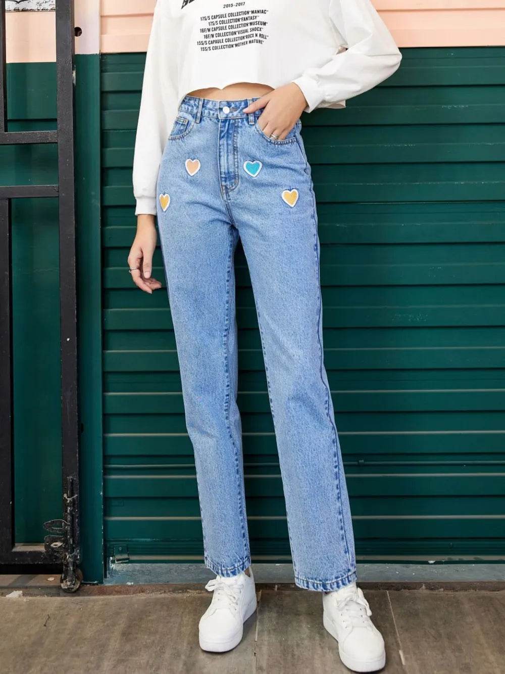 Heart Straight Leg Jeans with Pockets Trendsi 1d93b39e-c45d-441e-8372-d1cff6de0442-Max