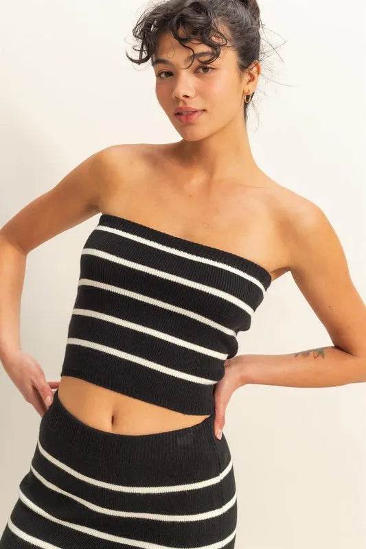 HYFVE Striped Knit Tube Top Trendsi 1e4f73c6-7c83-4223-a306-e2f5f901124d-Max-Origin