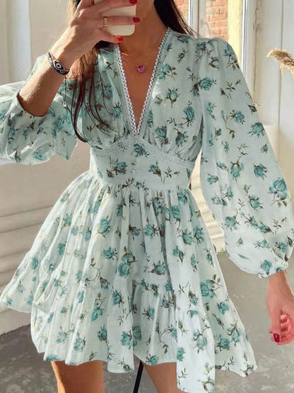 Lace Detail V-Neck Balloon Sleeve Dress Light Green Trendsi 204788e9-e9bf-48df-abef-65b6168412a9-Max-Origin
