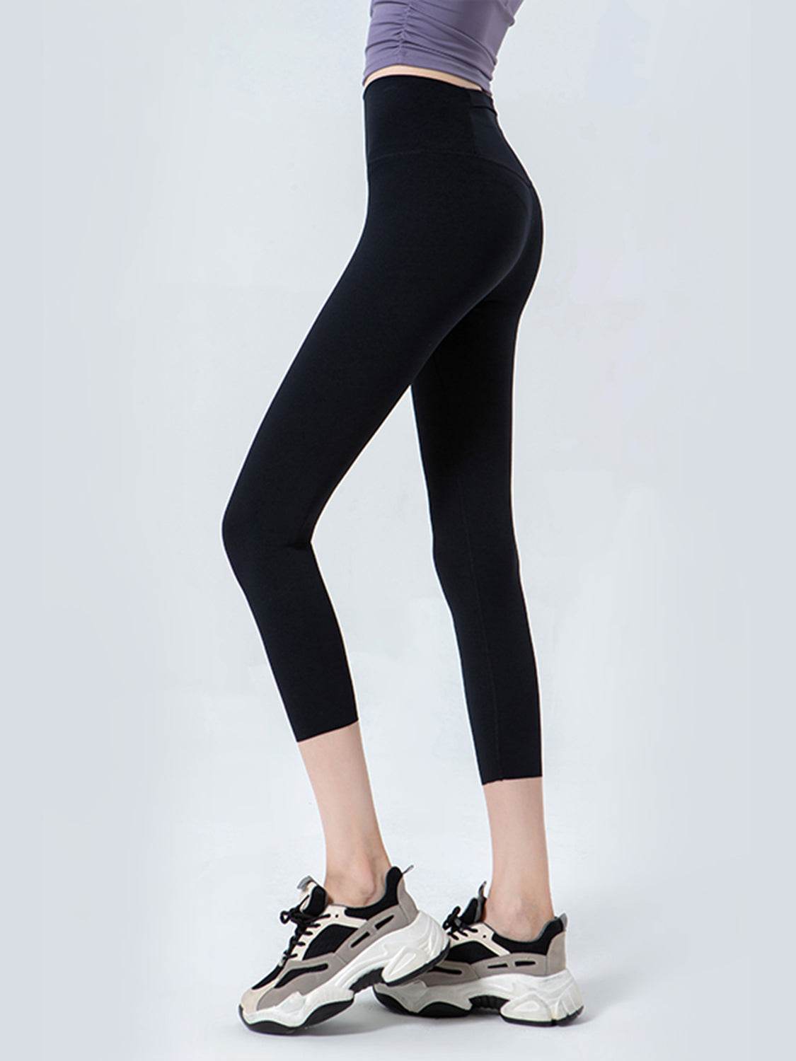 Wide Waistband Cropped Sports Leggings Trendsi 20e0bbda4d6244bf987a91aca56d8c2d-Max