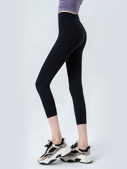Wide Waistband Cropped Sports Leggings Trendsi 20e0bbda4d6244bf987a91aca56d8c2d-Max