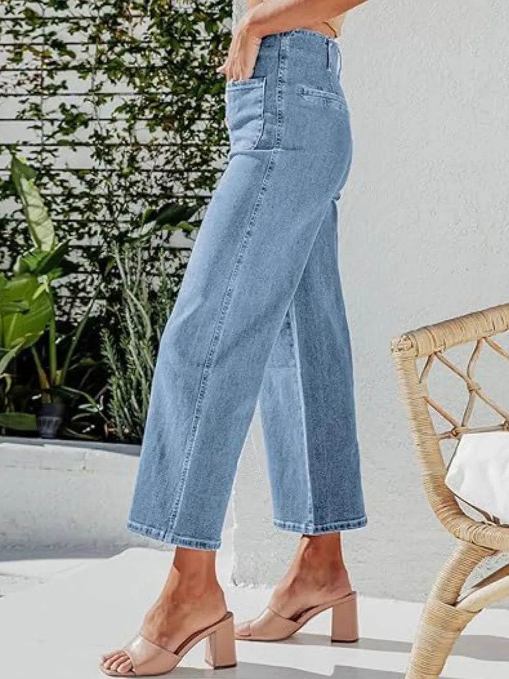 Button Fly Cropped Jeans with Pockets Trendsi 20e380f7-1d23-4217-88a2-647ae78e6925-Max