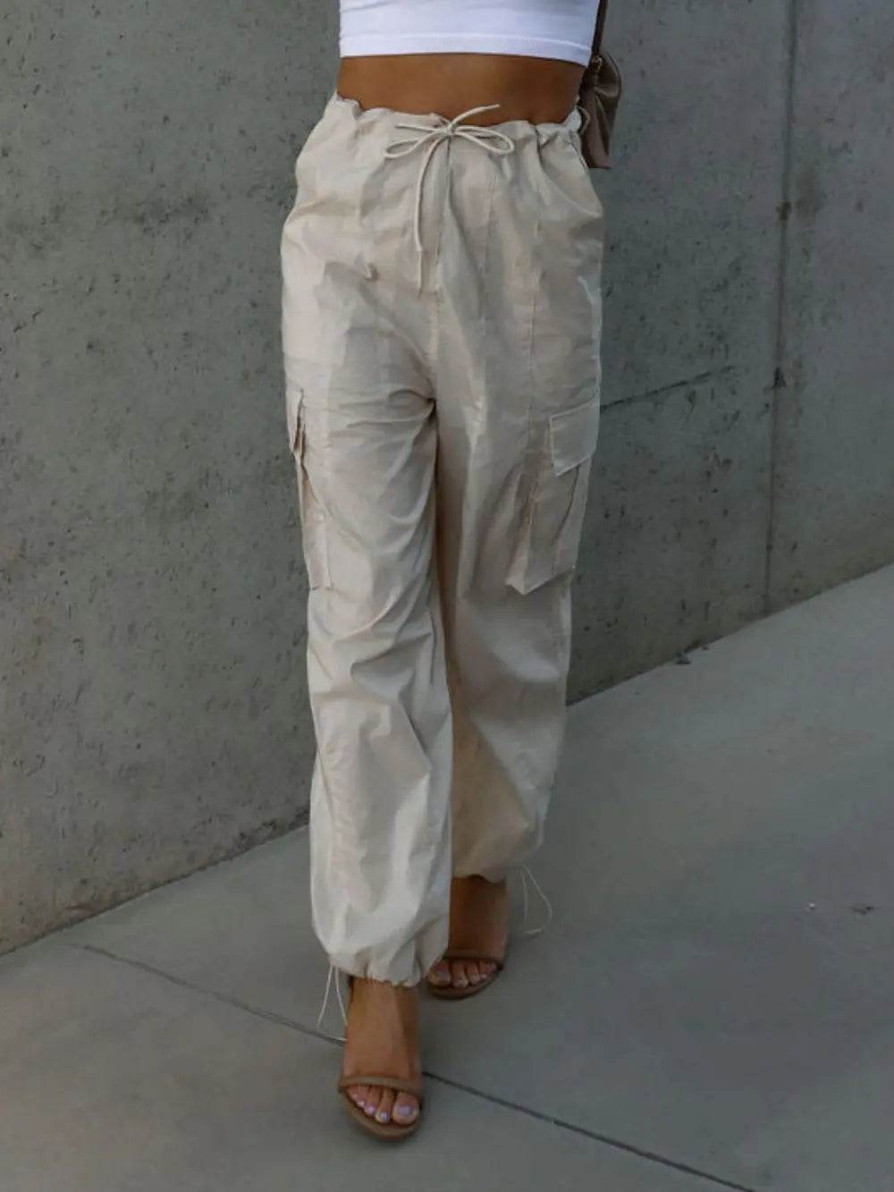Drawstring Pants with Pockets Beige Trendsi 21b3f1e701db4cfc89801868e0fb4bcb-Max