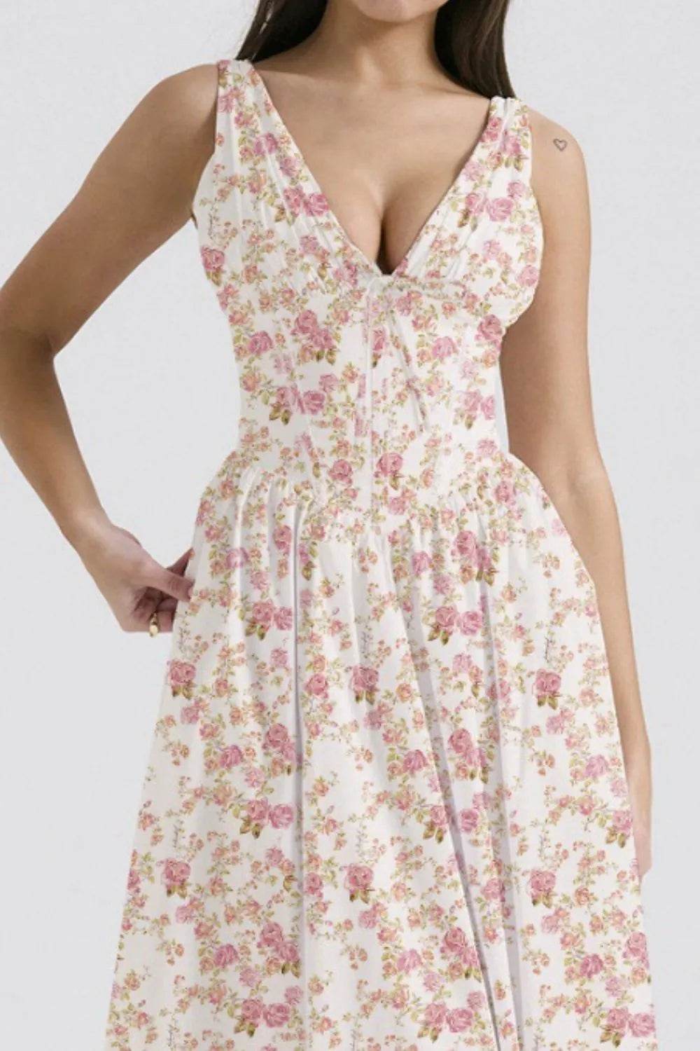 Floral V-Neck Sleeveless Midi Dress with Pockets Trendsi 2201fdaa-bced-4784-89fd-55299e5e947b-Max-Origin