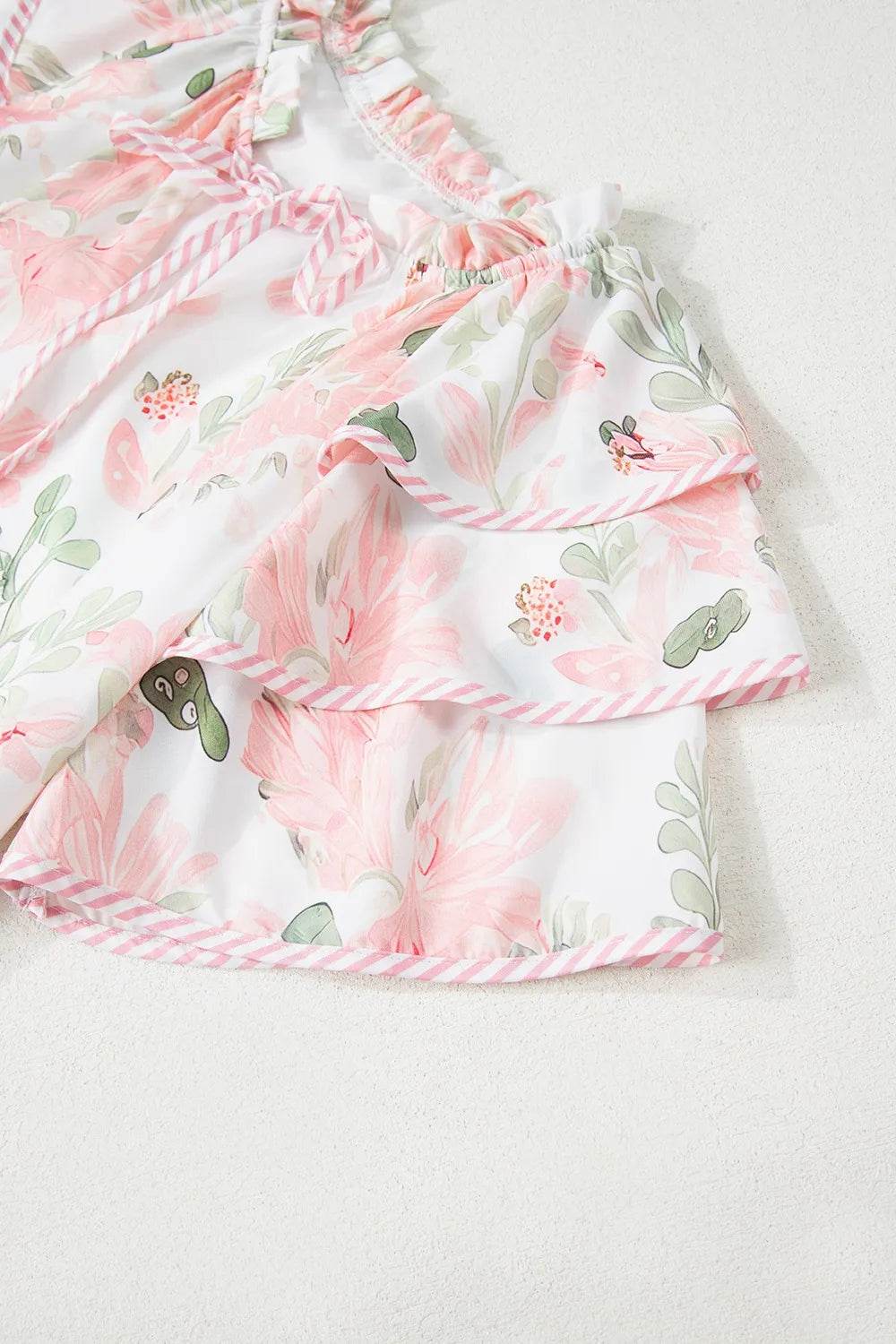 Floral Contrast Edge Layered Short Sleeve Mini Dress Trendsi 22d0ad97-26eb-4da3-ac61-ac1ffeccf0c5-Max-Origin