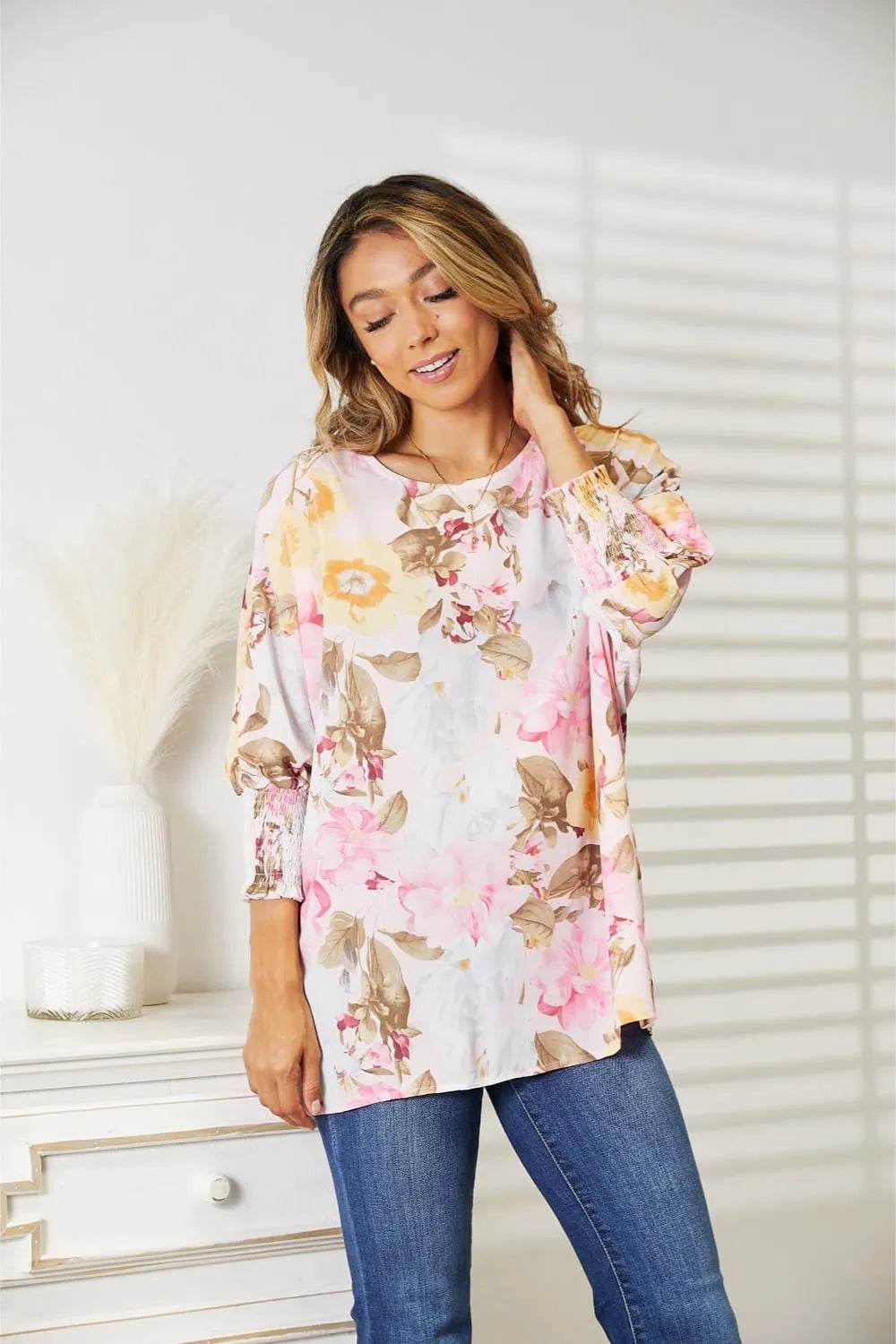 Double Take Floral Round Neck Three-Quarter Sleeve Top Trendsi 22f7d24c-a120-4984-b6b3-97b5d7c9a286-Max