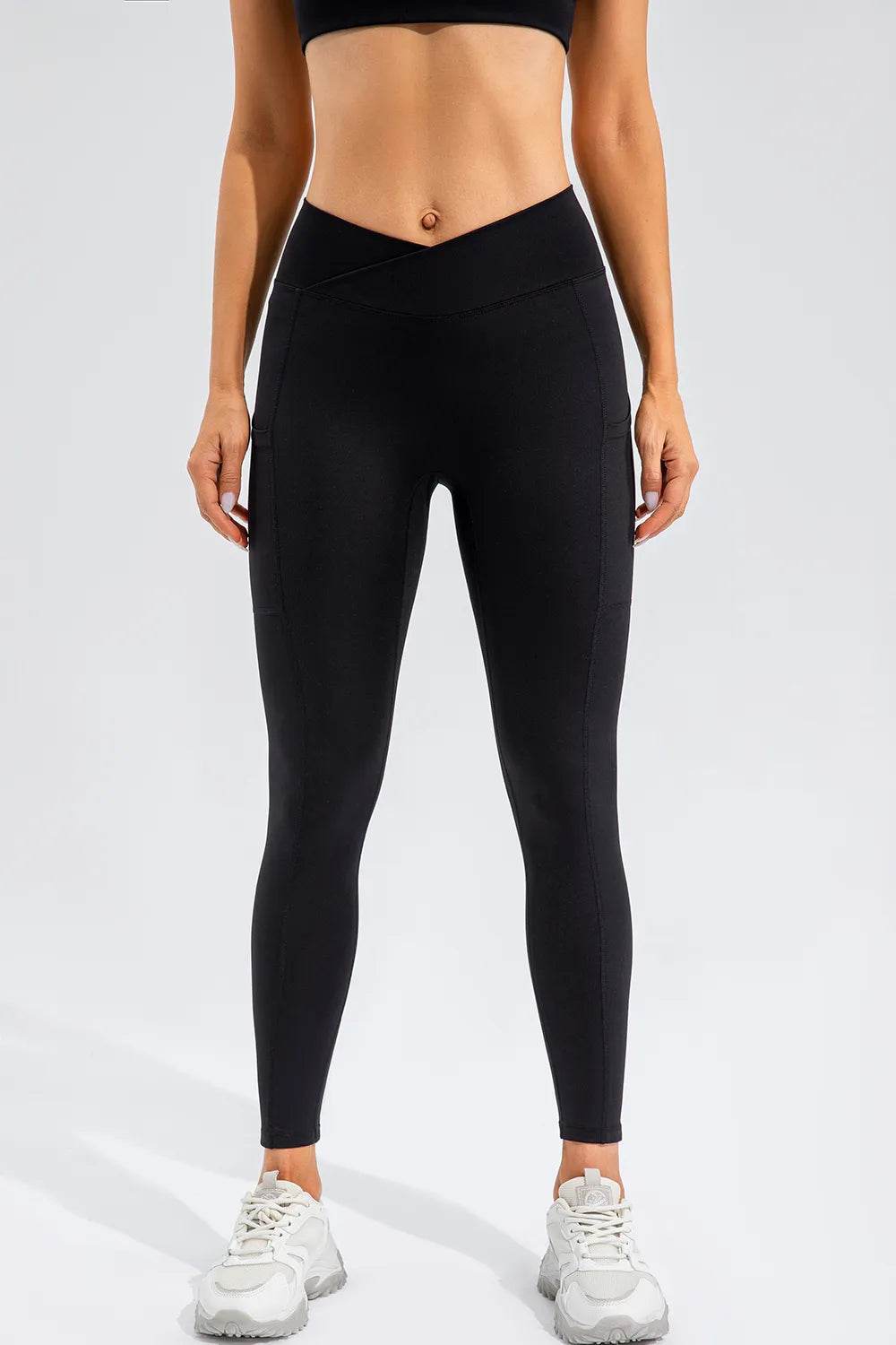 High Waist Active Leggings with Pockets Black Trendsi 247ff672-8173-4f1c-933f-23dc1cc55500-Max