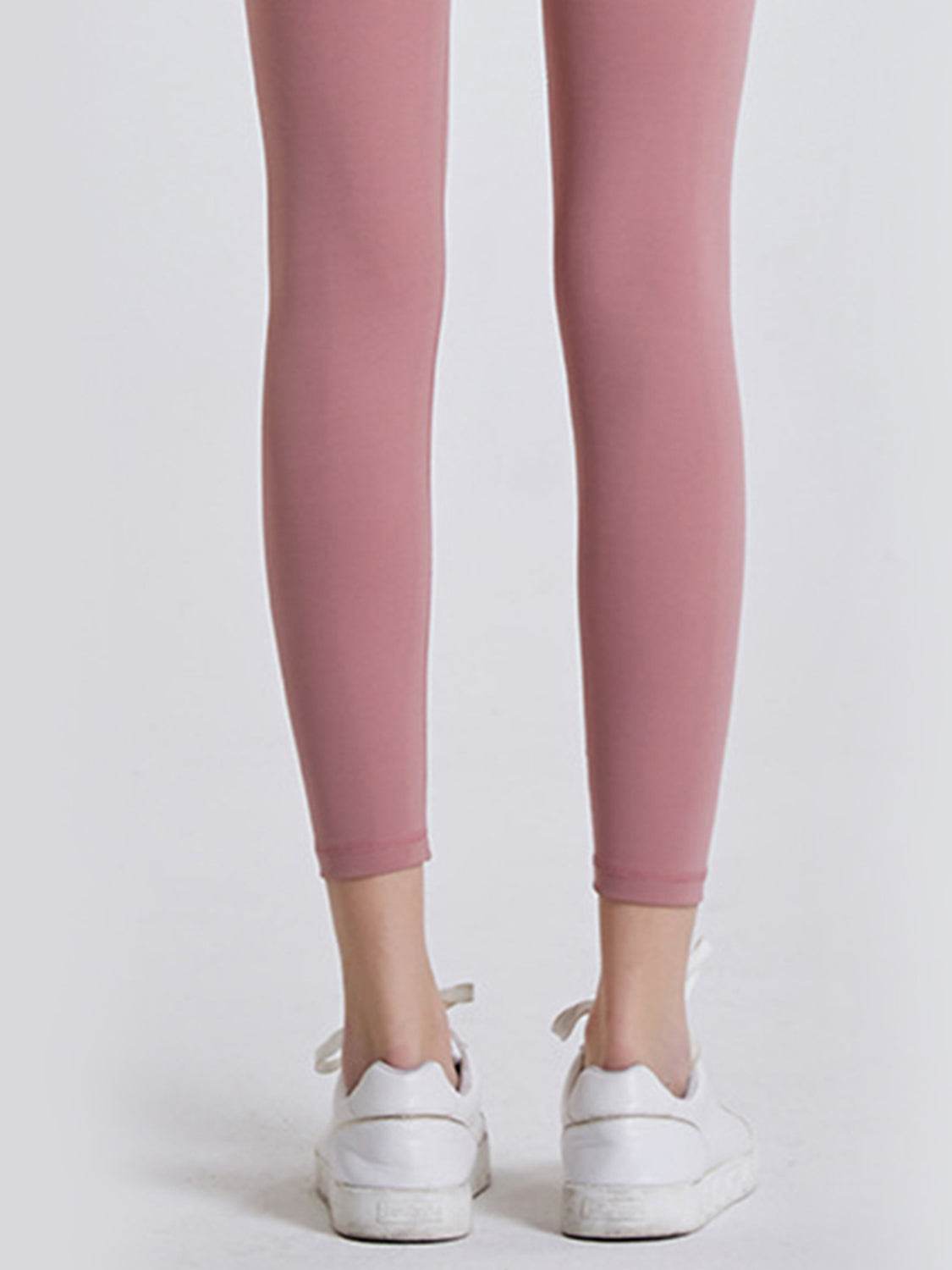 Wide Waistband Sports Leggings Trendsi 25304c57f5b44256901b5b70a404ef7a-Max