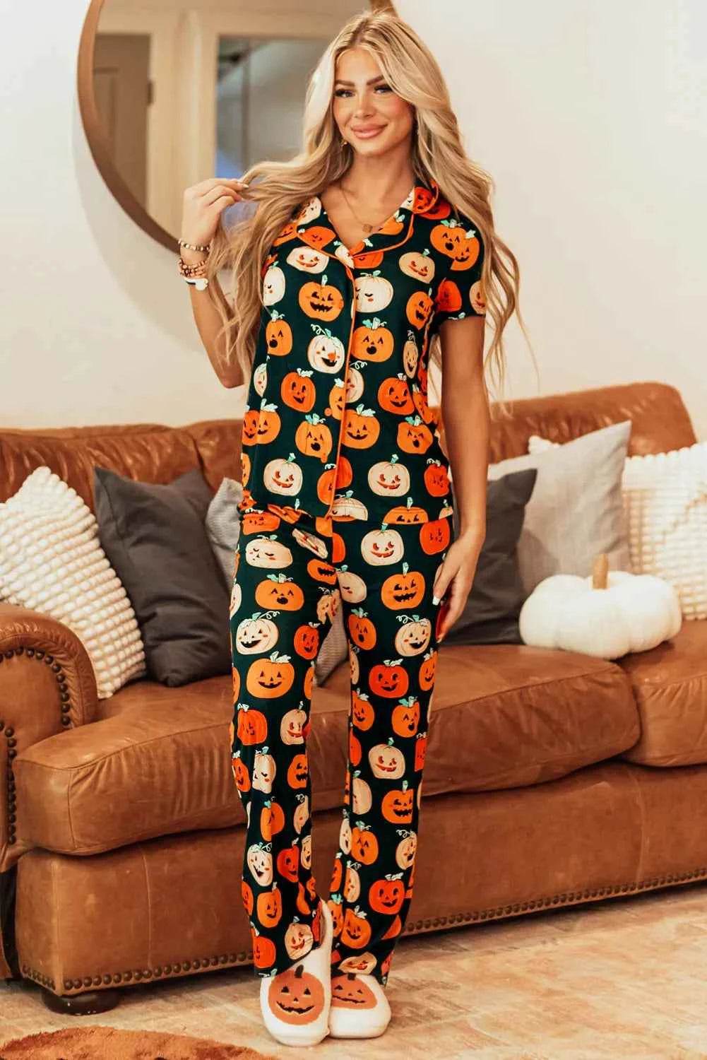 Pumpkin Printed Short Sleeve Top and Pants Lounge Set Orange Trendsi 256854d9-88d0-44bb-88eb-496b532b9422-Max