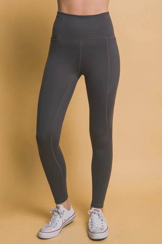 Love Tree High Waist Leggings with Side Pockets Trendsi 262f4972-ecf0-4981-862b-518ff64833d5-Max
