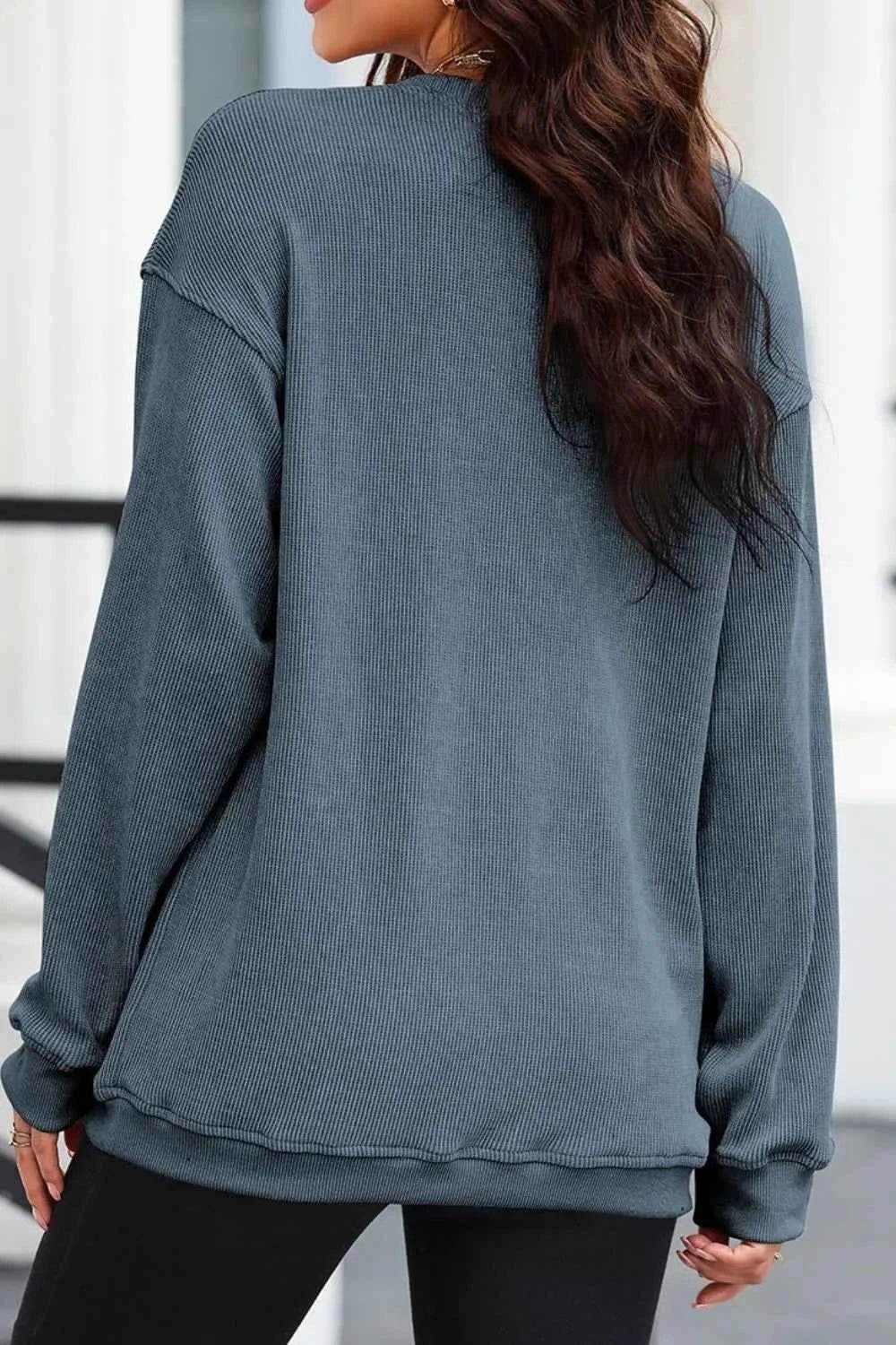 Glitter Ghost Round Neck Long Sleeve Sweatshirt Trendsi 26929351-e1ca-42bf-8664-1e0ee56f0e5a-Max