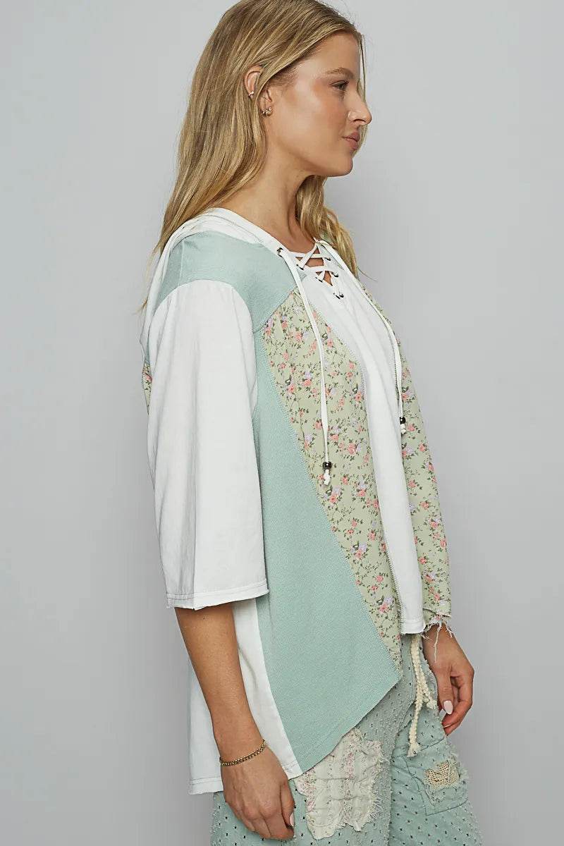 POL Lace-Up Hooded T-Shirt with Paisley Panel Detail Trendsi 2732ce7d-1372-4020-aa3b-b9de0427d74a-Max-Origin