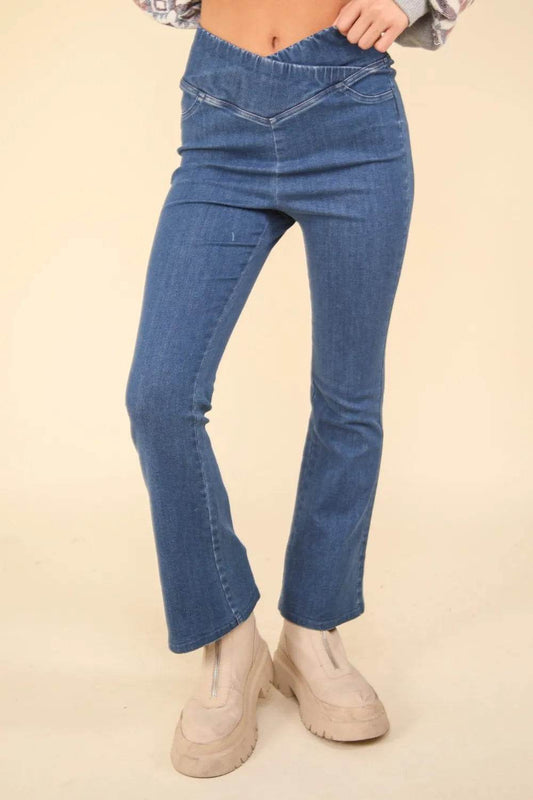 VERY J Washed Denim Stretchy Crossover Waist Leggings Indigo Trendsi 276cf958-a6a8-42f7-bfa6-495c90716abd-Max