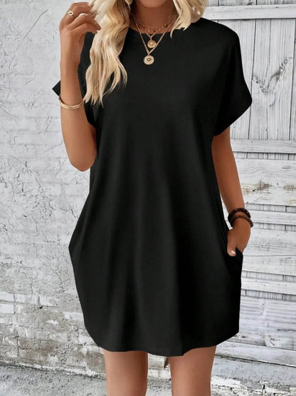 Pocketed Round Neck Short Sleeve Dress Black Trendsi 2a06b978-e24f-4d01-8c50-65658b0df835-Max